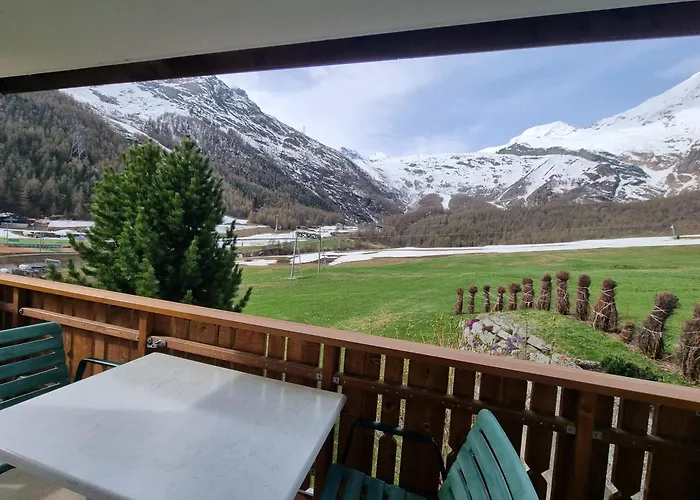 Azurit Ski-in, Ski-out Apartman Saas Fee