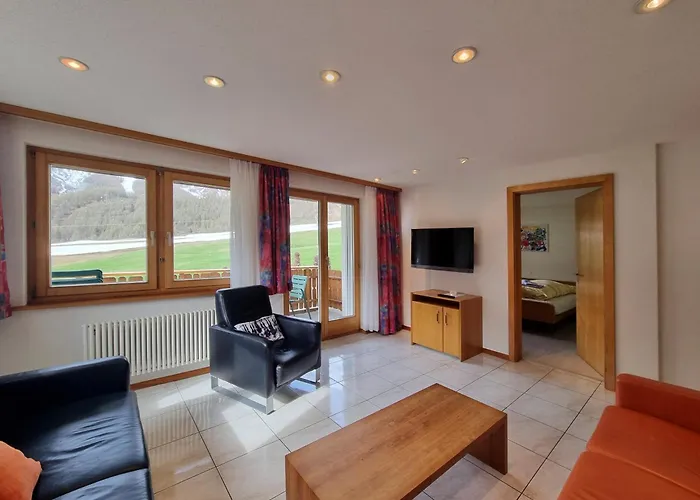 Azurit Ski-in, Ski-out