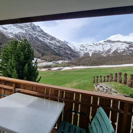 Azurit Ski-in, Ski-out Апартаменты Зас-Фе